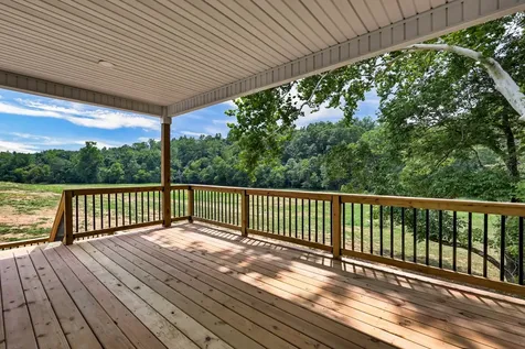 5570 Chambers Road Cumberland Furnace TN 37051