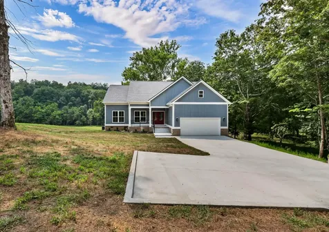 5570 Chambers Road Cumberland Furnace TN 37051