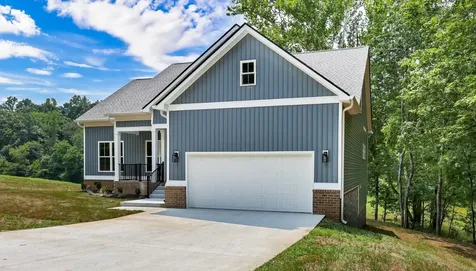 5570 Chambers Road Cumberland Furnace TN 37051