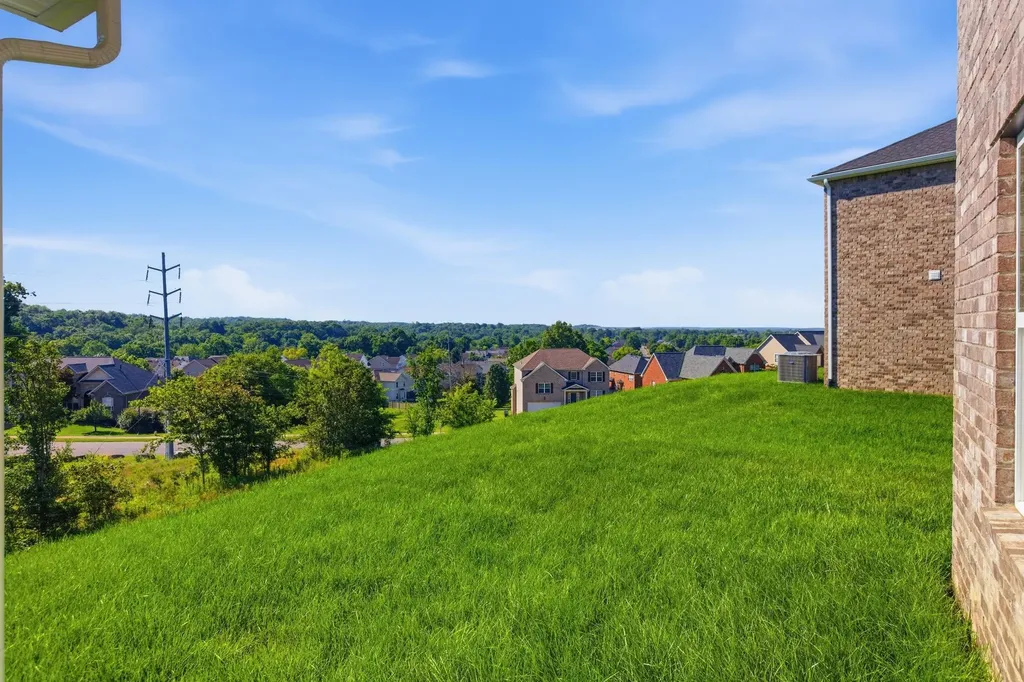 252 Astoria Drive Hendersonville TN 37075