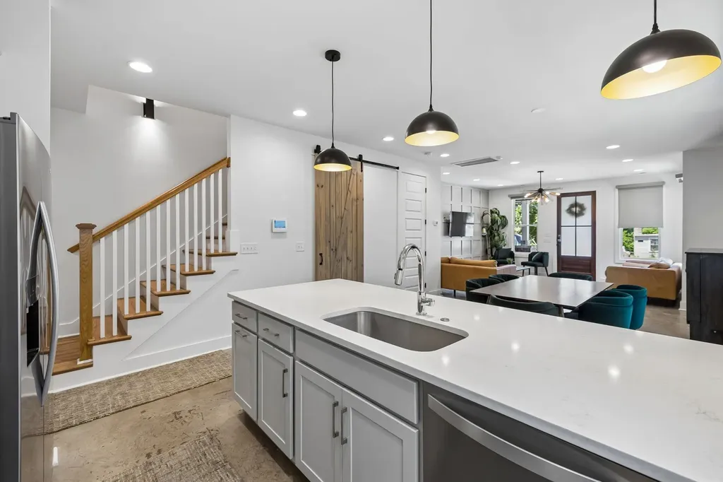 860 Seymour Avenue Nashville TN 37206