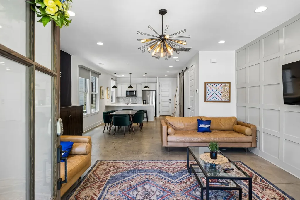 860 Seymour Avenue Nashville TN 37206