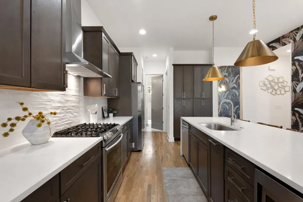 713A 26th Ave, N Nashville TN 37208
