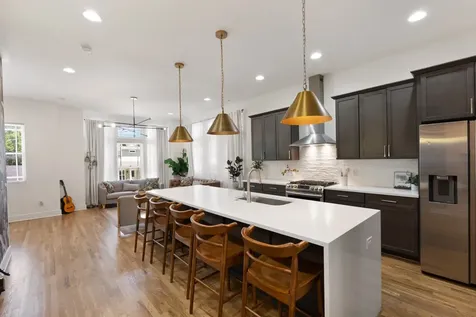 713A 26th Ave, N Nashville TN 37208
