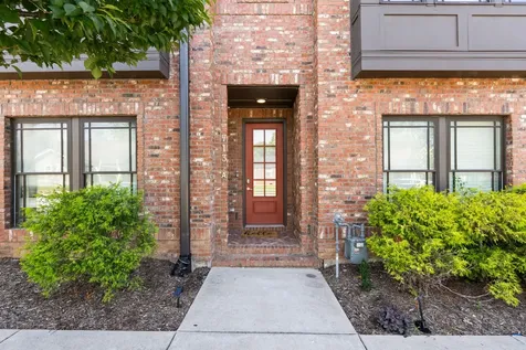 713A 26th Ave, N Nashville TN 37208