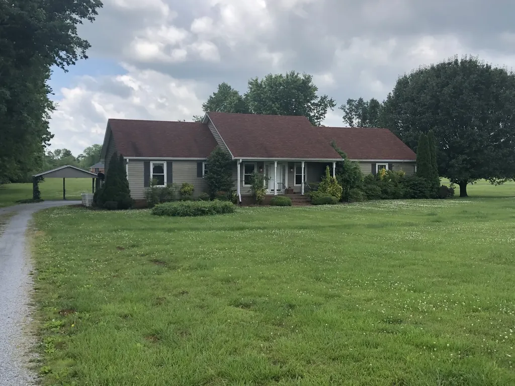 2150 Tuckers Gap Road Lebanon TN 37090