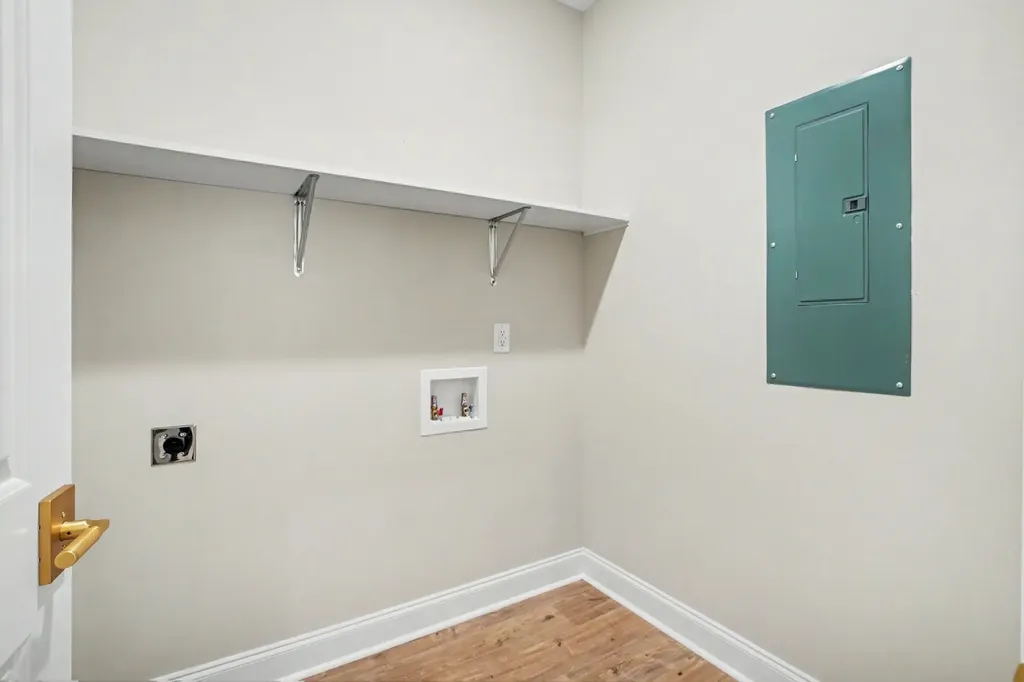 1222 Rooster Ridge Pleasant View TN 37146