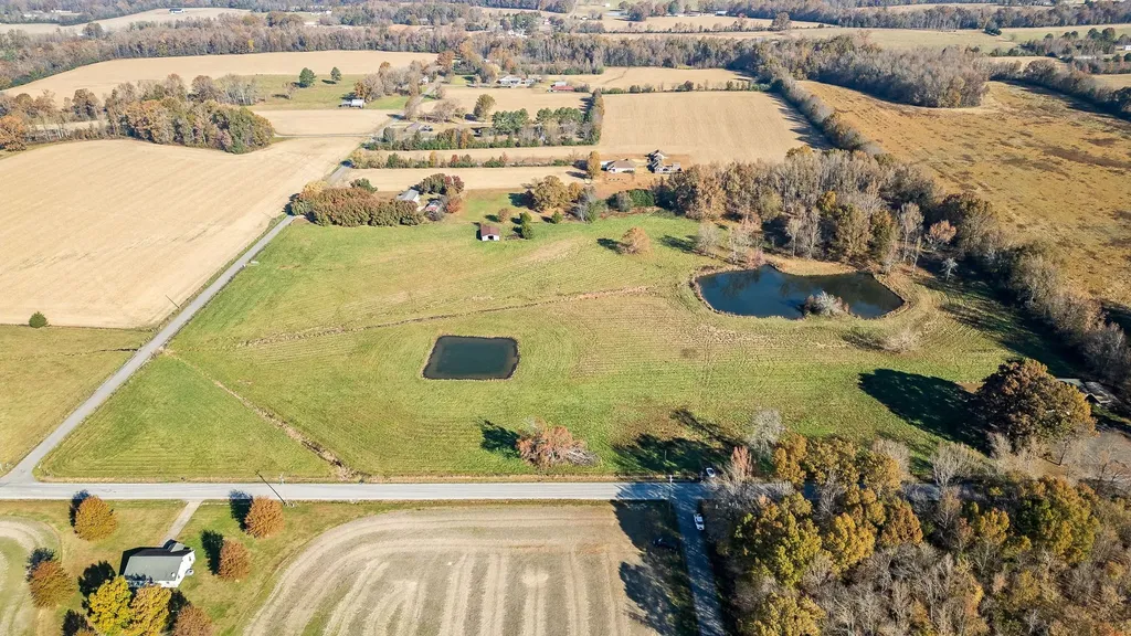 240 Vanntown Road Flintville TN 37335