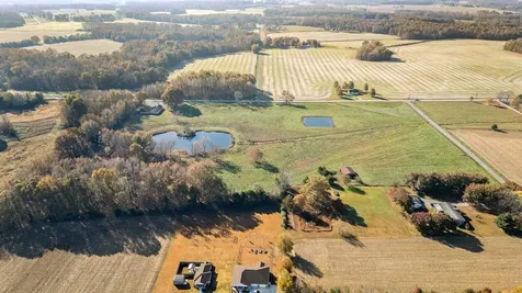 240 Vanntown Road Flintville TN 37335