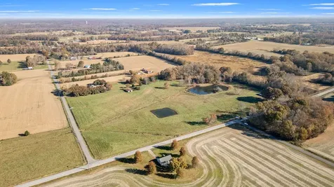 240 Vanntown Road Flintville TN 37335