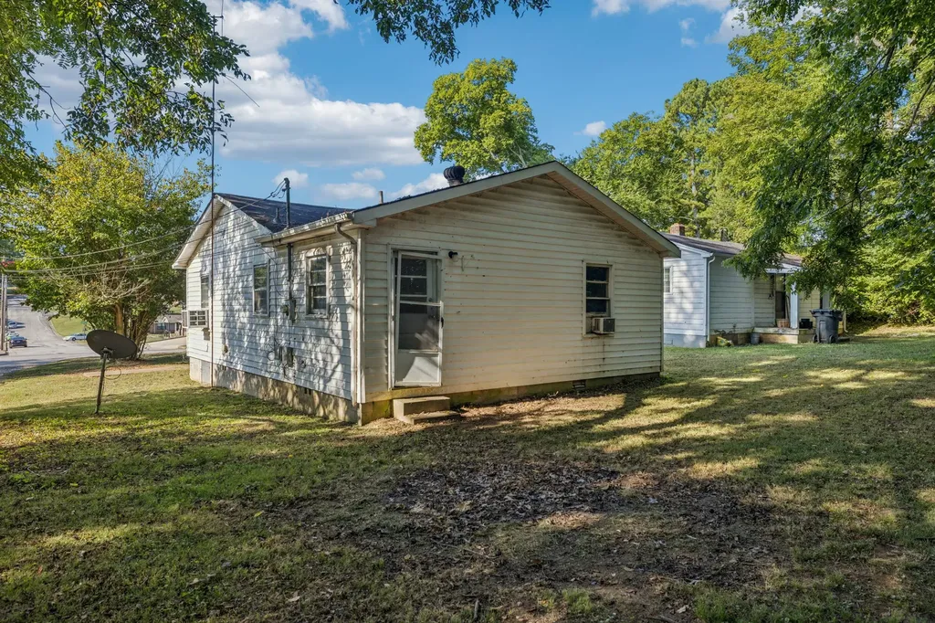 309 Polk Street Columbia TN 38401
