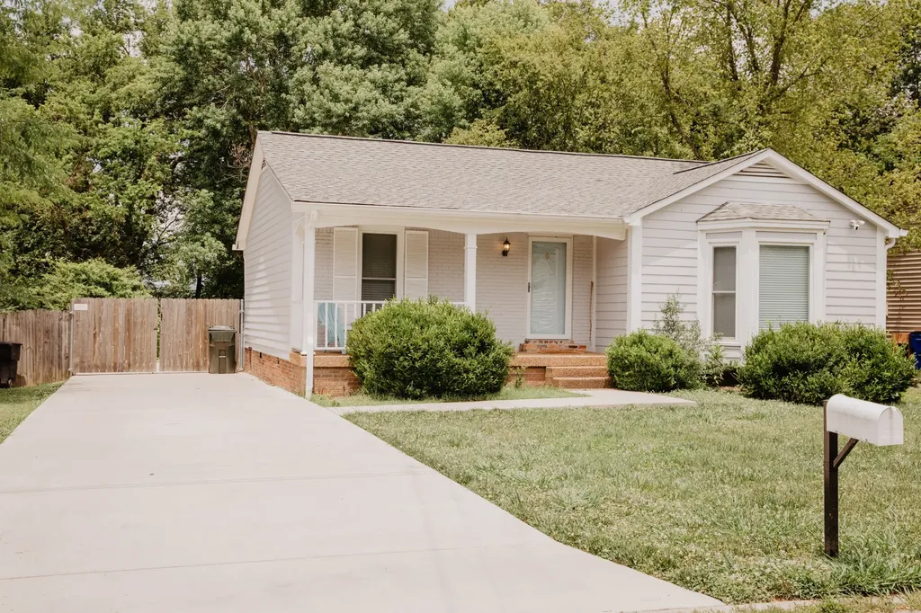 1004 Beech Bend Drive Nashville TN 37221