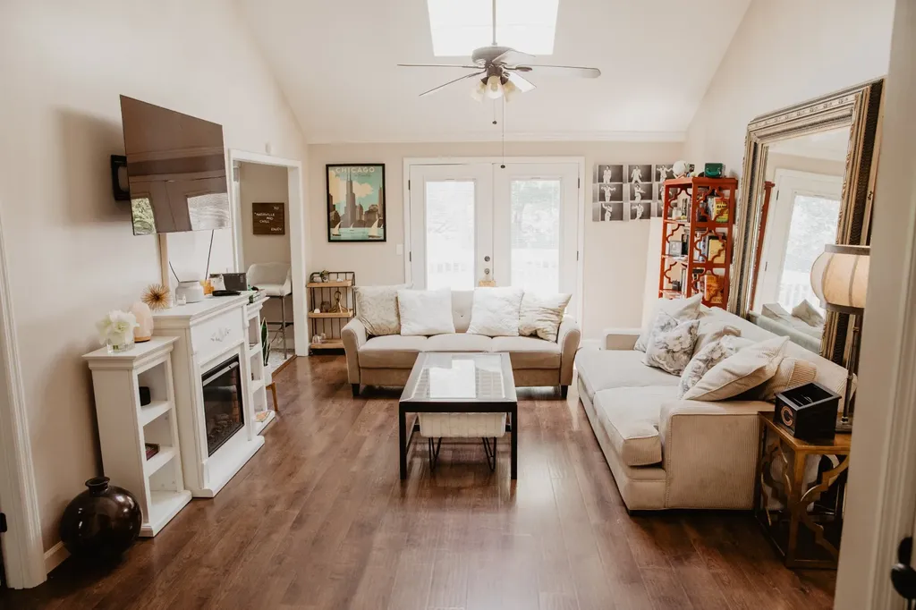 1004 Beech Bend Drive Nashville TN 37221