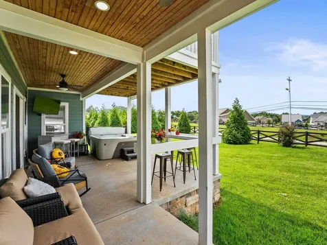 71 Windjammer Court Winchester TN 37398