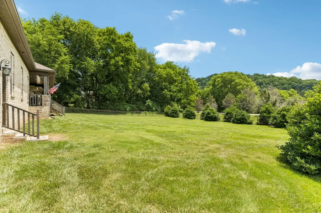 3926 Amanda Beth Court Columbia TN 38401