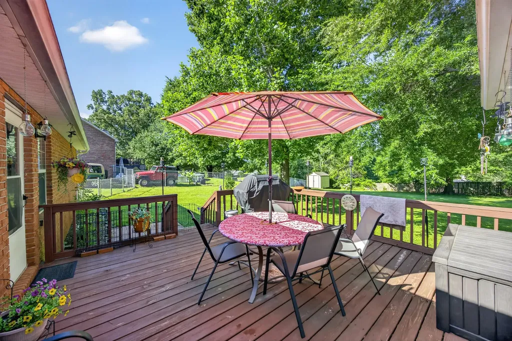 2403 N Pointe Cove Circle Cookeville TN 38506