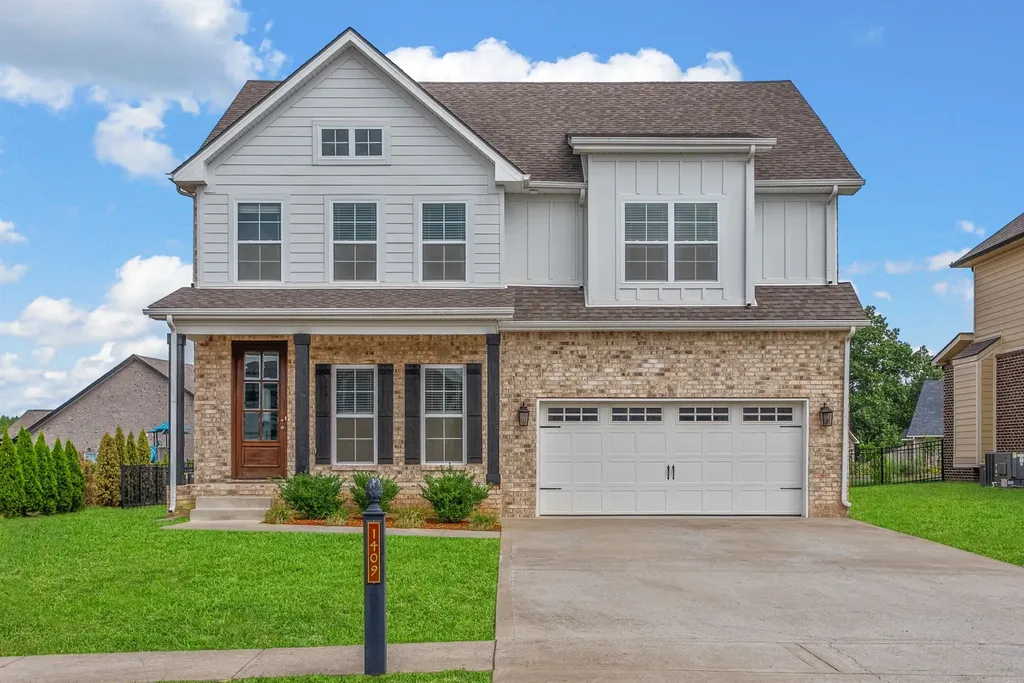 Clarksville TN, 1409 Hereford Boulevard