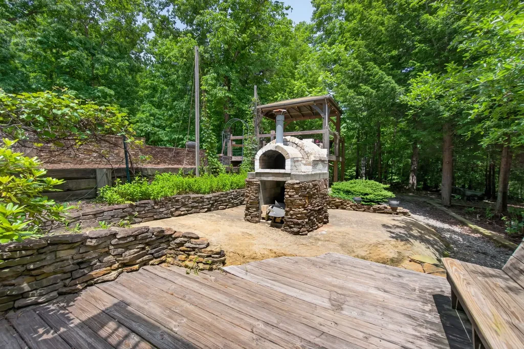 232 Victoria Circle Jamestown TN 38556