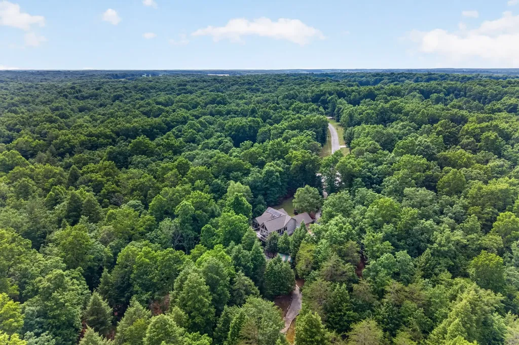 232 Victoria Circle Jamestown TN 38556