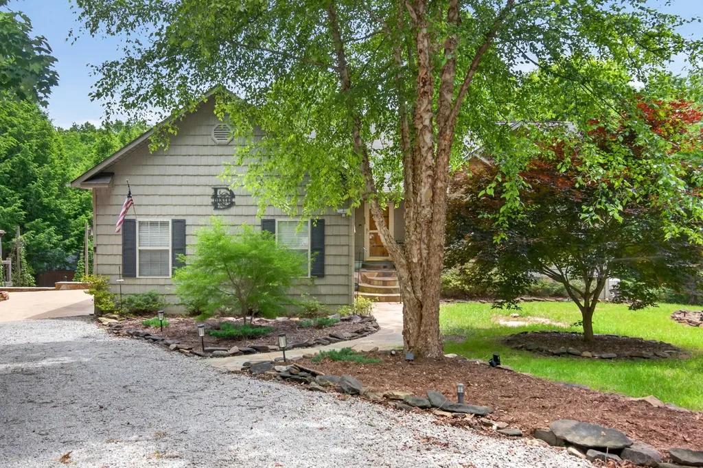 232 Victoria Circle Jamestown TN 38556