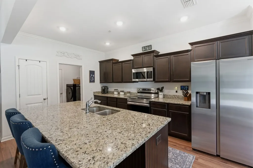 906 Crooked Creek Murfreesboro TN 37129