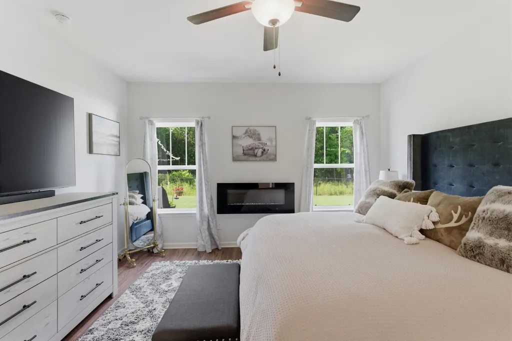 906 Crooked Creek Murfreesboro TN 37129