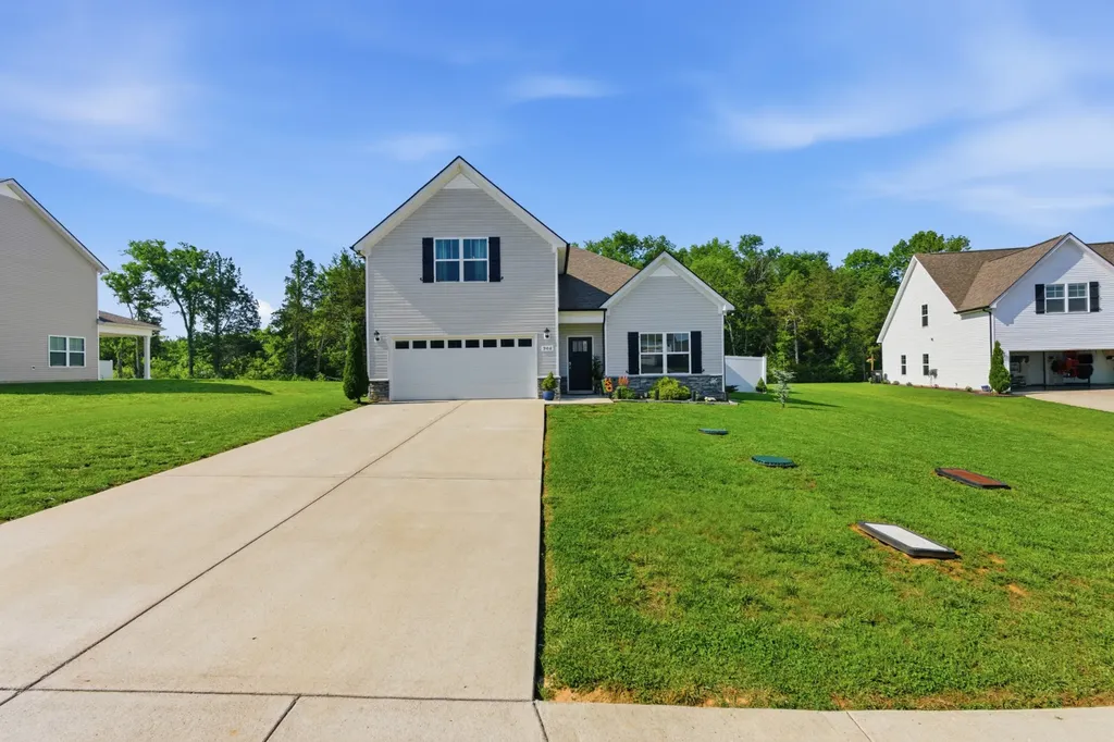 906 Crooked Creek Murfreesboro TN 37129
