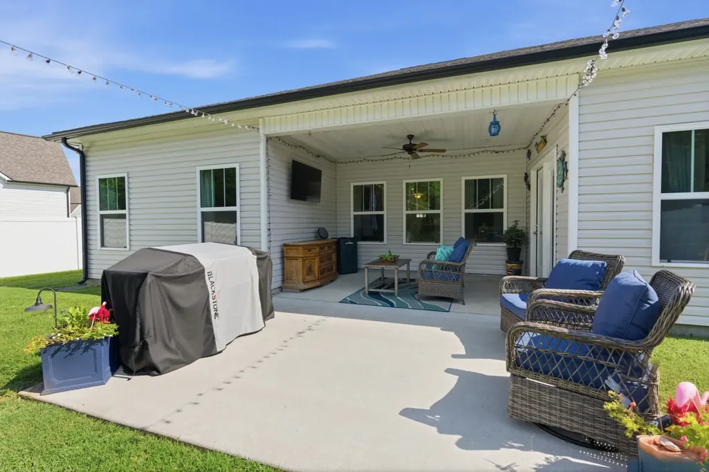906 Crooked Creek Murfreesboro TN 37129