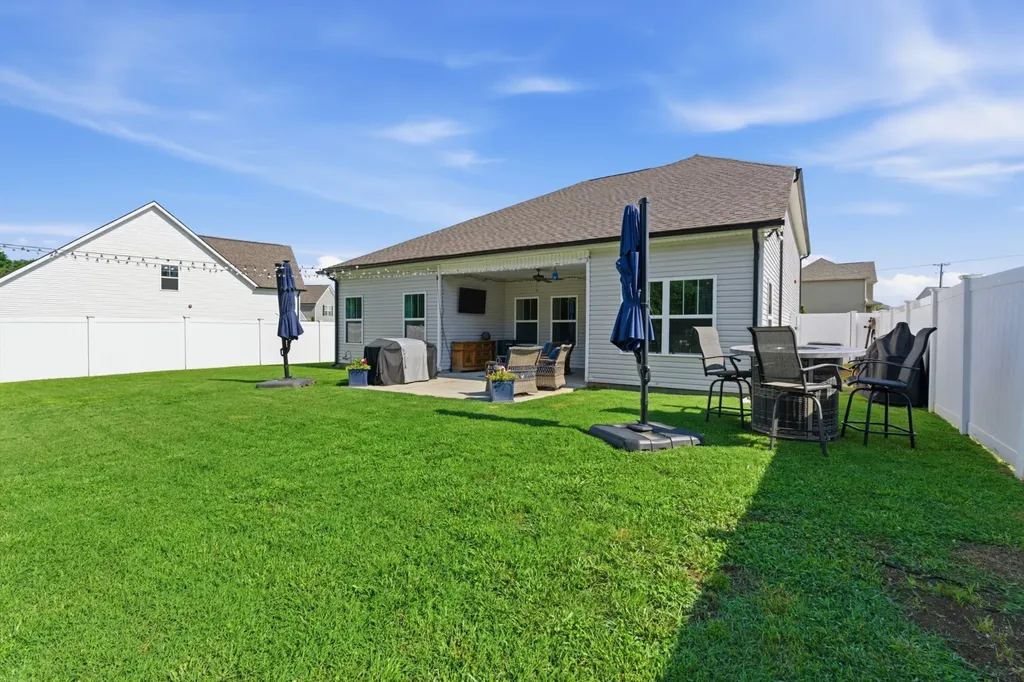 906 Crooked Creek Murfreesboro TN 37129