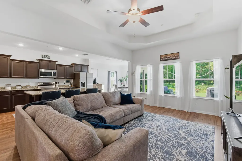906 Crooked Creek Murfreesboro TN 37129