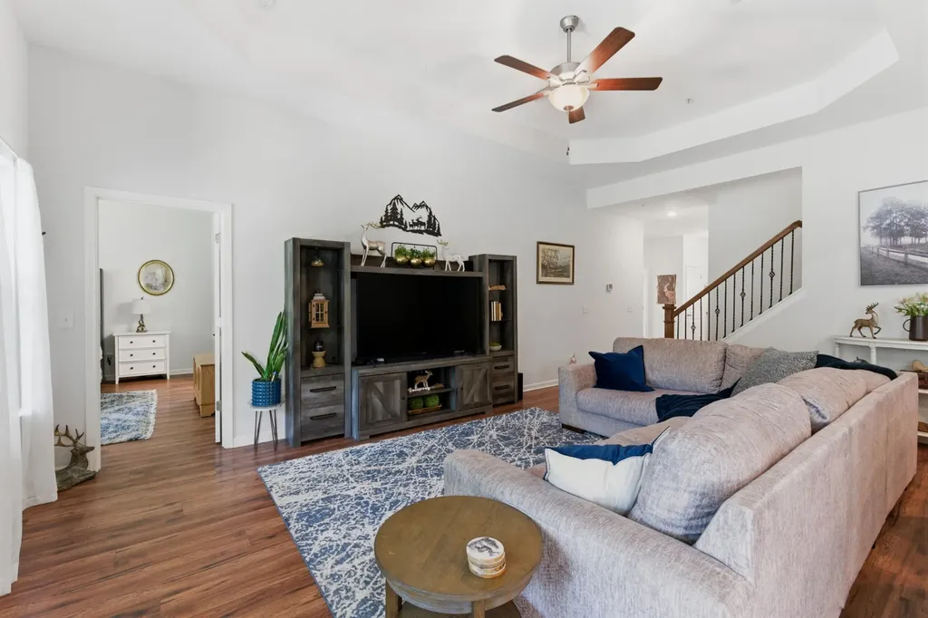 906 Crooked Creek Murfreesboro TN 37129