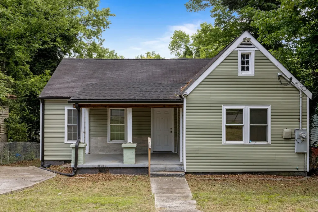 1704 Tunnel Boulevard Chattanooga TN 37406