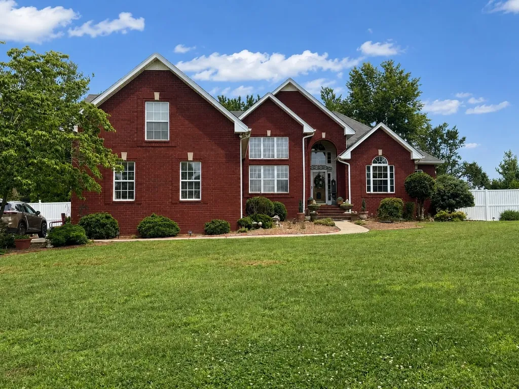 319 Cherry Lane White House TN 37188