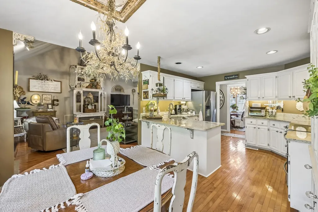 319 Cherry Lane White House TN 37188