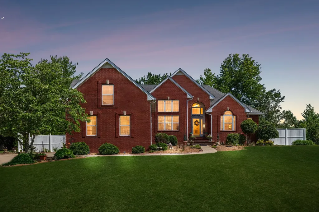 319 Cherry Lane White House TN 37188
