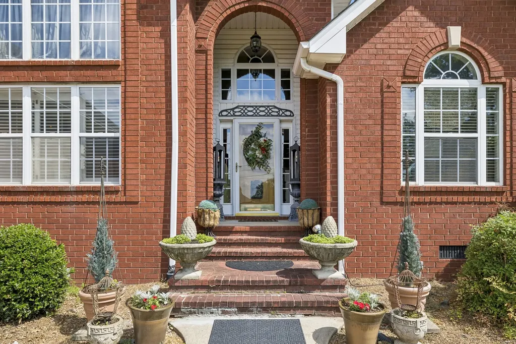 319 Cherry Lane White House TN 37188