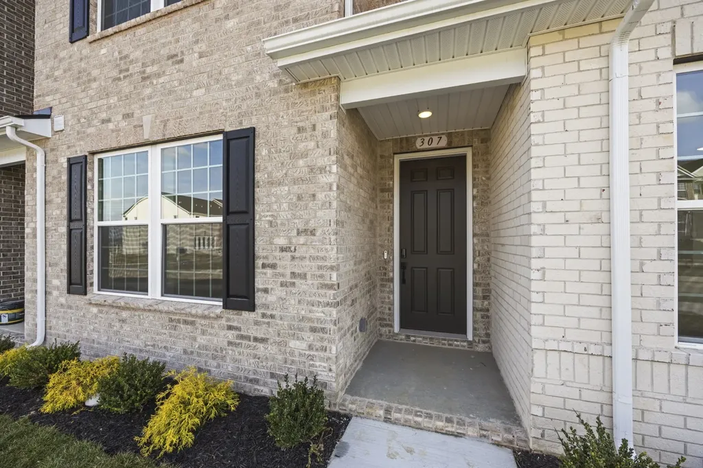 305 Lynwood Station Boulevard Mount Juliet TN 37122