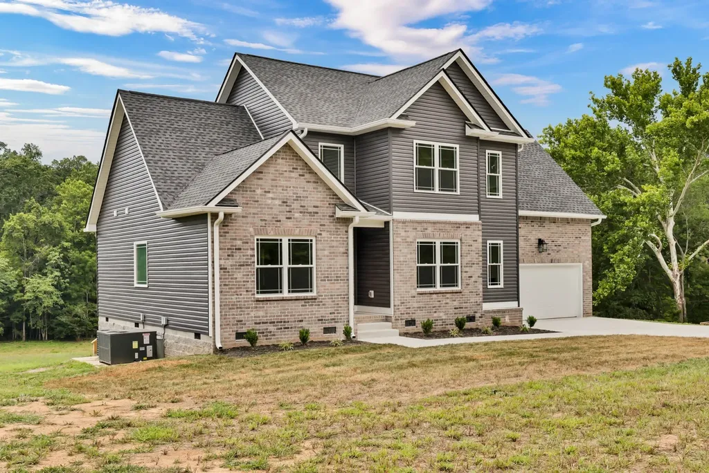 5580 Chambers Road Cumberland Furnace TN 37051