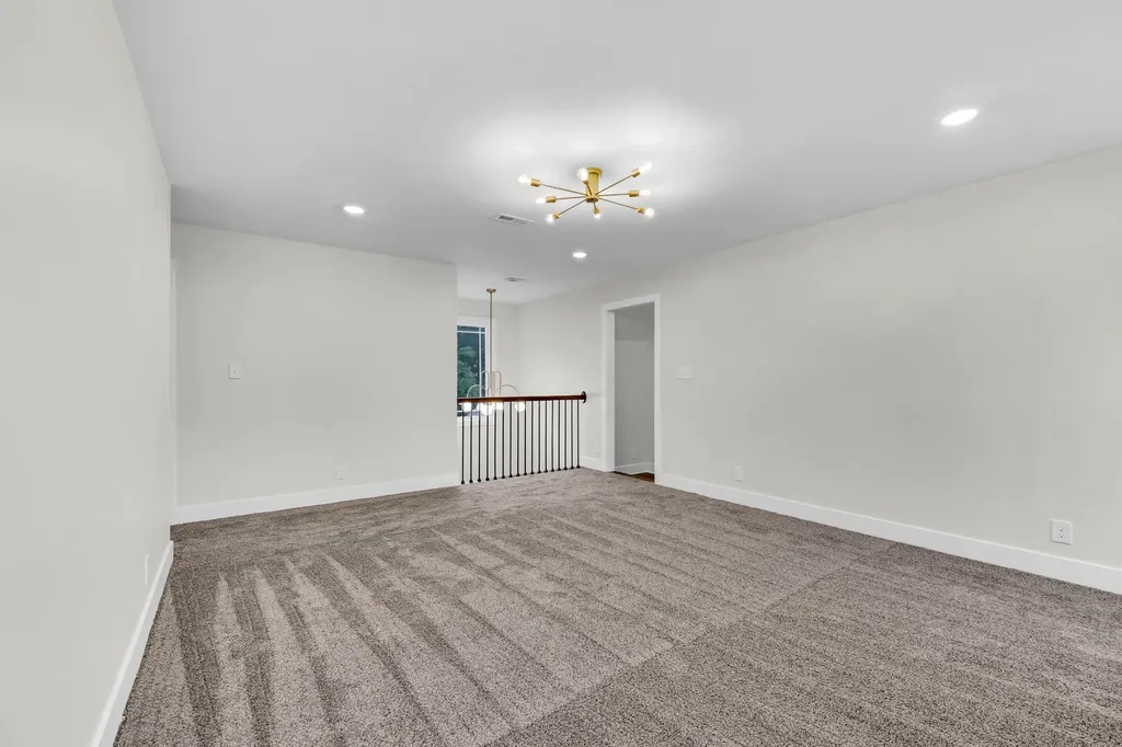 5580 Chambers Road Cumberland Furnace TN 37051