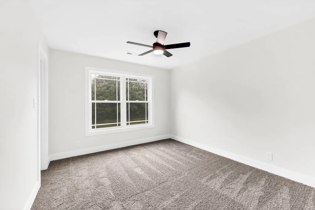5580 Chambers Road Cumberland Furnace TN 37051