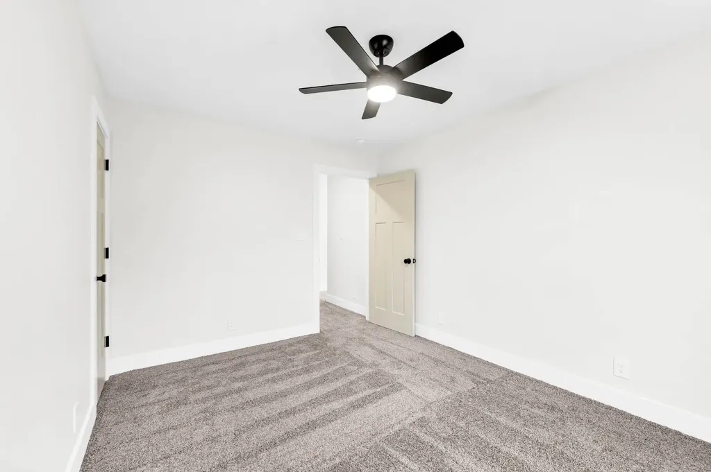 5580 Chambers Road Cumberland Furnace TN 37051