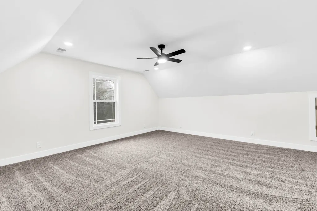 5580 Chambers Road Cumberland Furnace TN 37051
