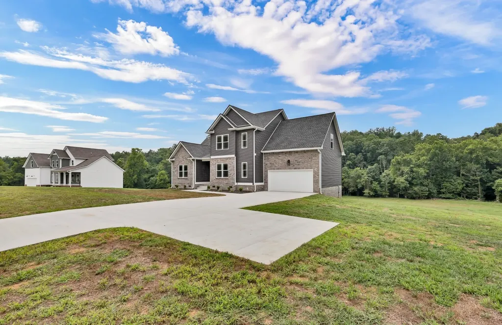 5580 Chambers Road Cumberland Furnace TN 37051