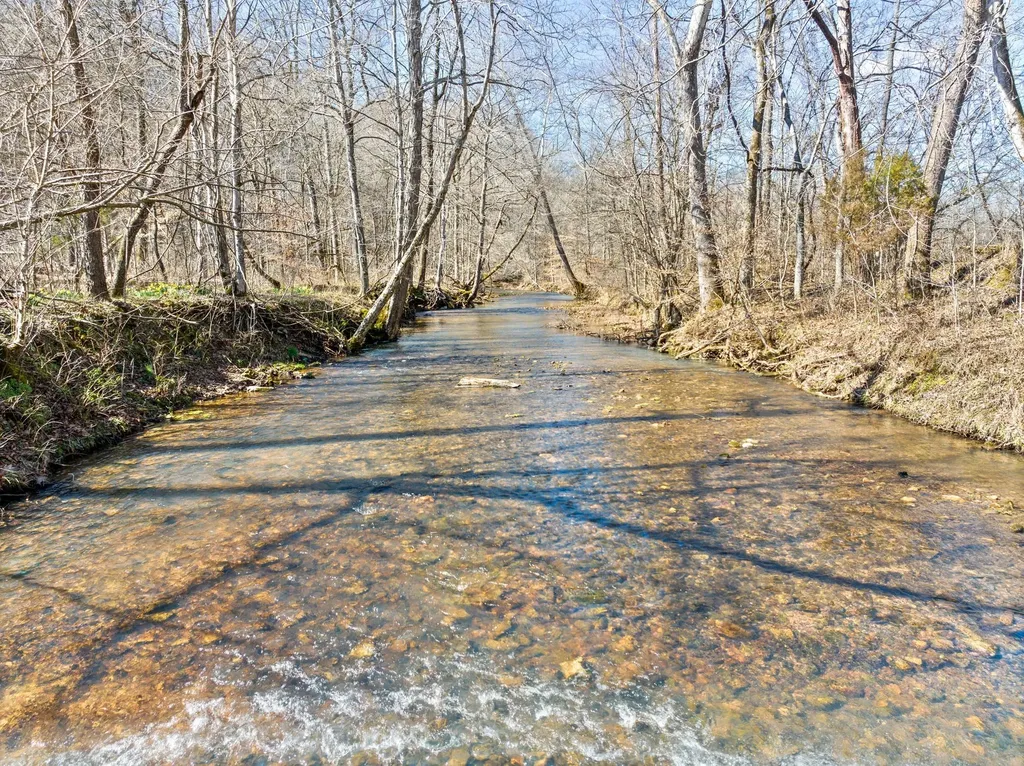 5580 Chambers Road Cumberland Furnace TN 37051