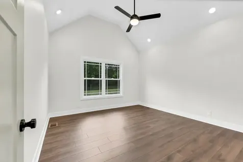 5580 Chambers Road Cumberland Furnace TN 37051
