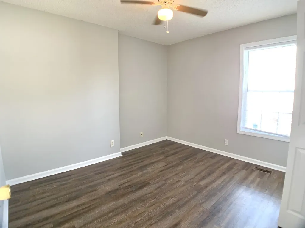 355 Broadmore Drive Clarksville TN 37042