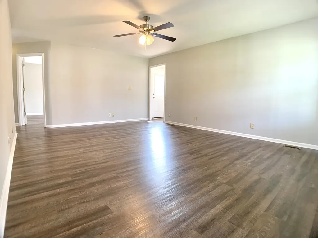 355 Broadmore Drive Clarksville TN 37042