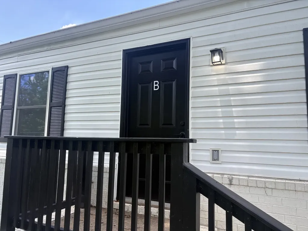 1909 10th Ave, N Nashville TN 37208