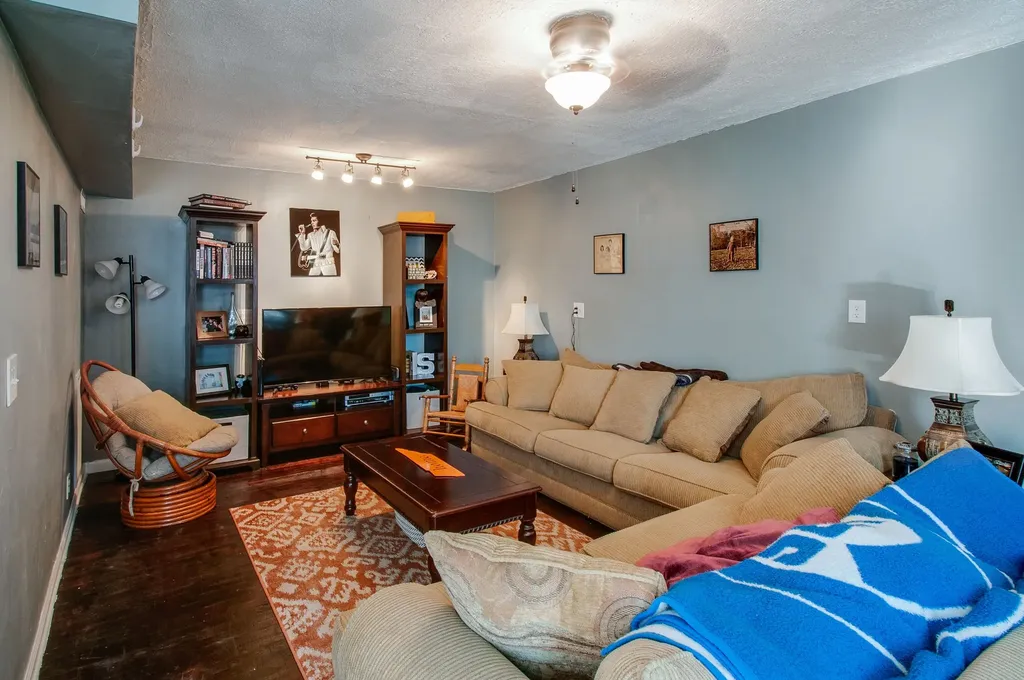 5807 Avalon Court Hermitage TN 37076