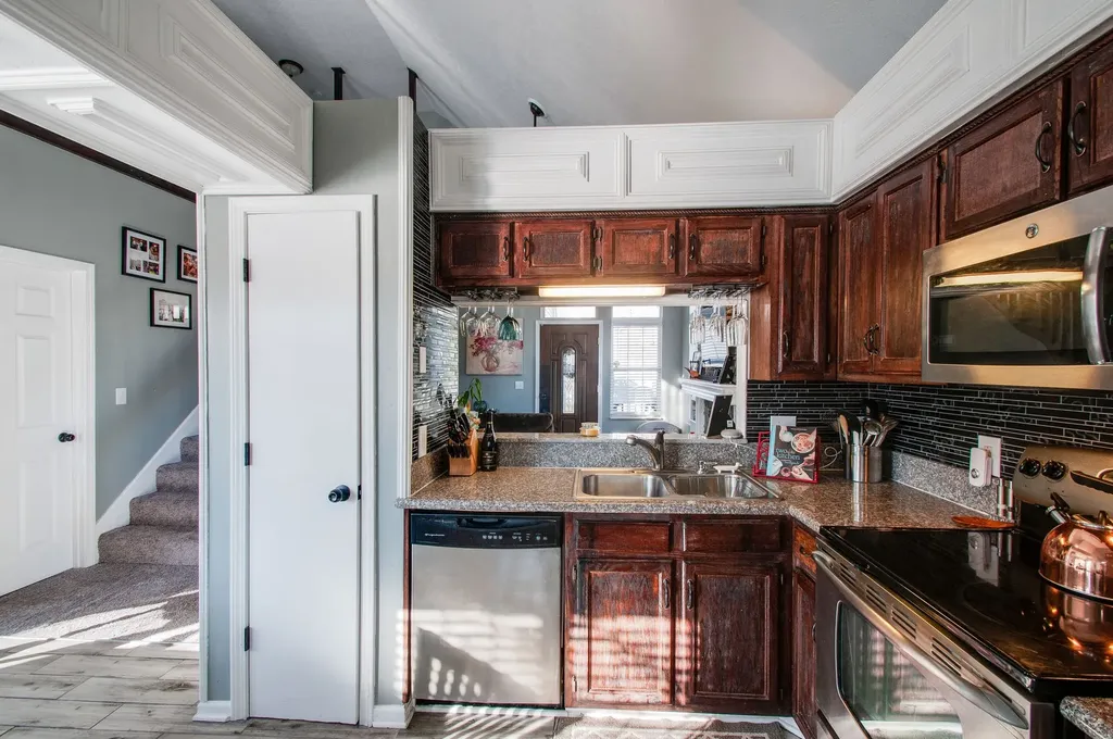 5807 Avalon Court Hermitage TN 37076